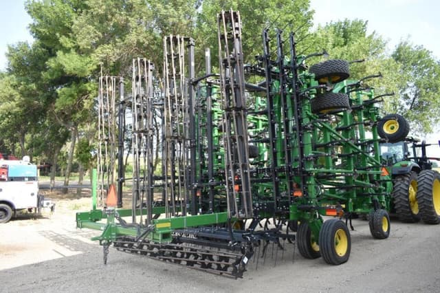 Image of John Deere 2230FH equipment image 3