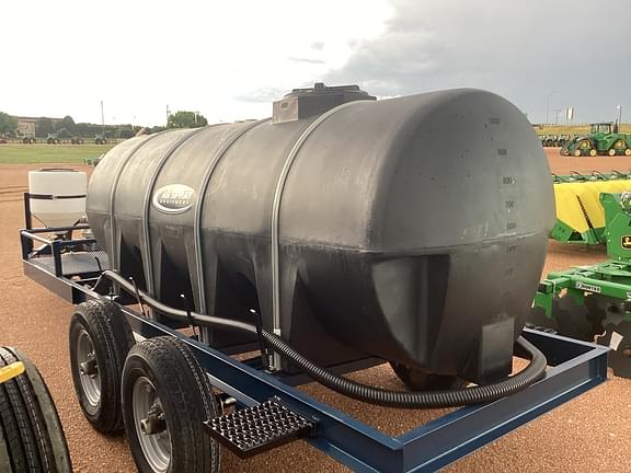 Image of Ag Spray 1010 Nurse Trailer equipment image 2