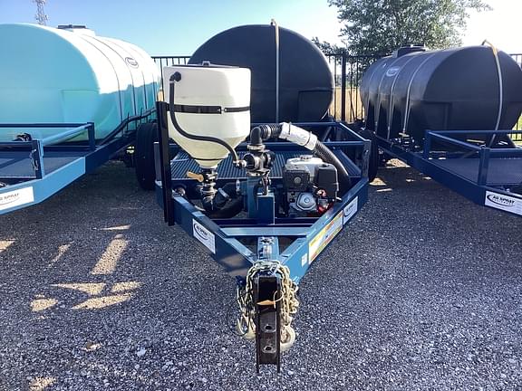 Image of Ag Spray 1610 Nurse Trailer equipment image 2