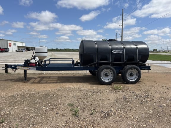 2024 Ag Spray 1610 Nurse Trailer Equipment Image0