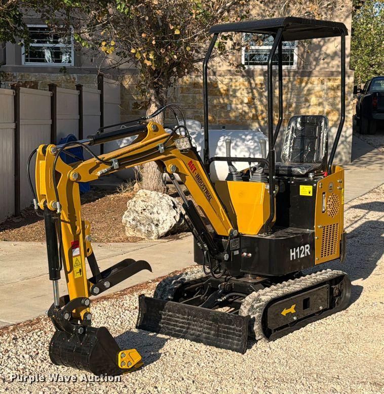 2024 AGT Industrial H12R Equipment Image0