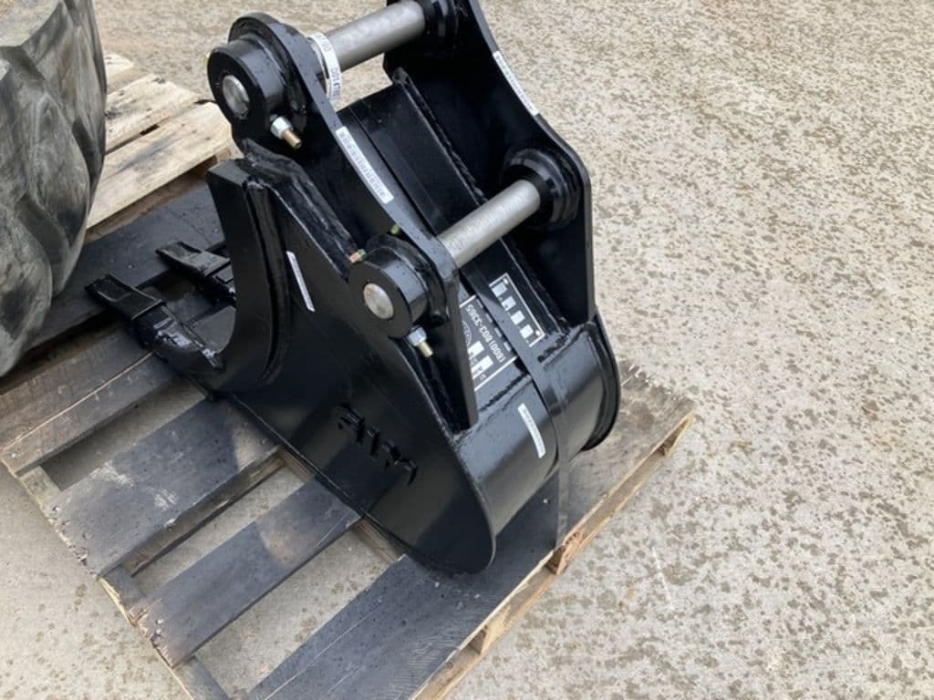 Image of AIM Attachments Excavator Bucket Image 1