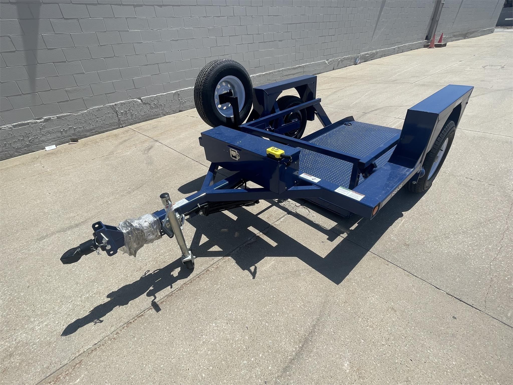 2024 Air-Tow RS8-35 Equipment Image0
