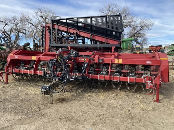 Image of Amity 2720 equipment image 2