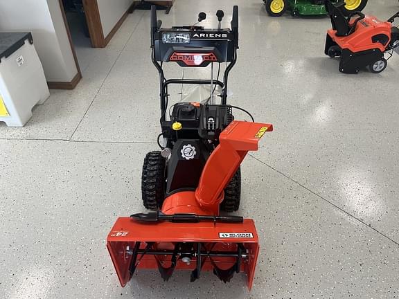 Image of Ariens Compact 24 equipment image 3