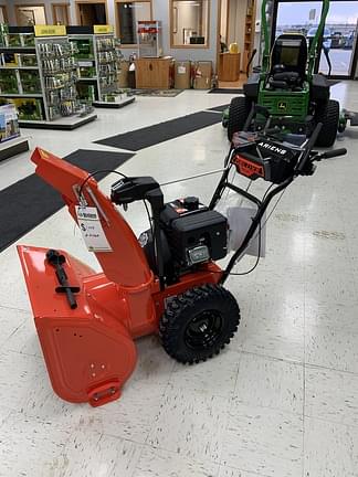 Image of Ariens Deluxe 24 equipment image 2