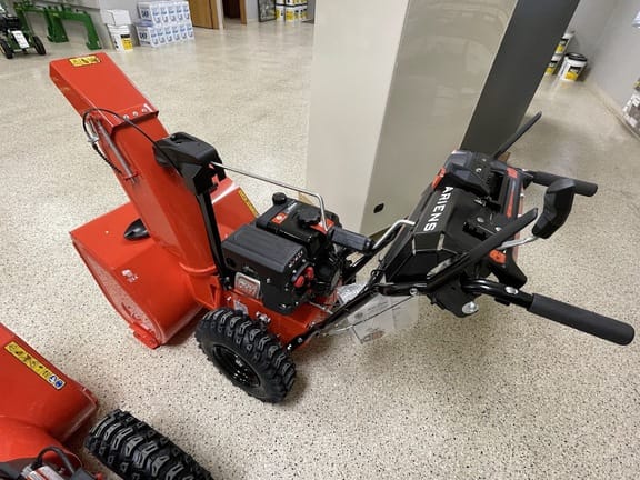 2024 Ariens Deluxe 28 Equipment Image0