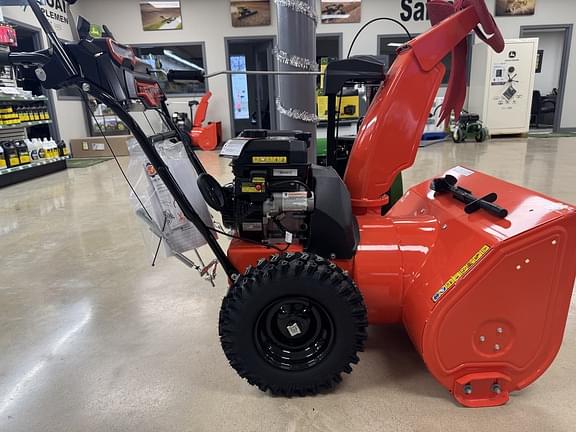 Image of Ariens Deluxe 28 equipment image 2