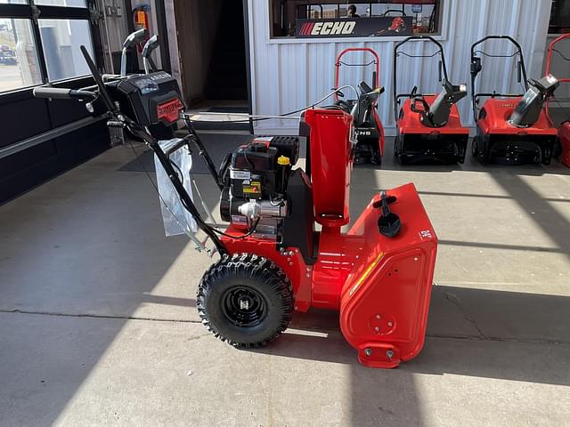 Image of Ariens Compact 24 equipment image 2