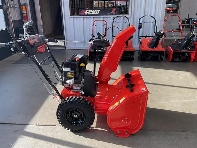 Image of Ariens Deluxe 24 equipment image 1