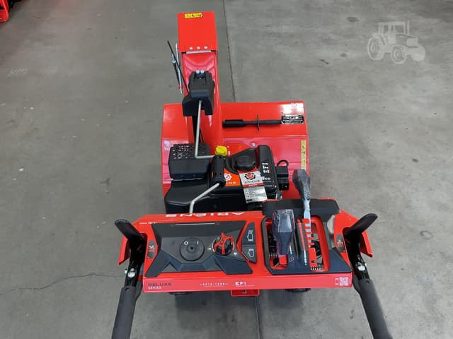 Image of Ariens Deluxe 30 equipment image 4