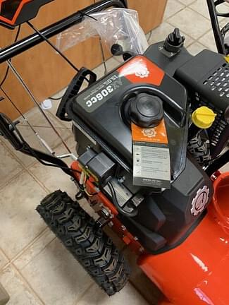 Image of Ariens Deluxe 30 equipment image 3