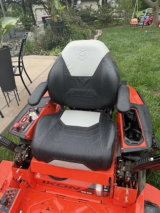 Image of Ariens Ikon 52 equipment image 1