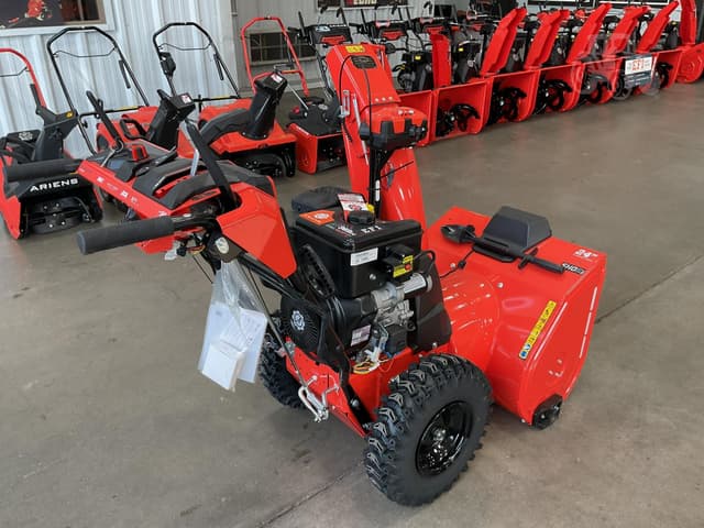 Image of Ariens Platinum 24 SHO equipment image 2