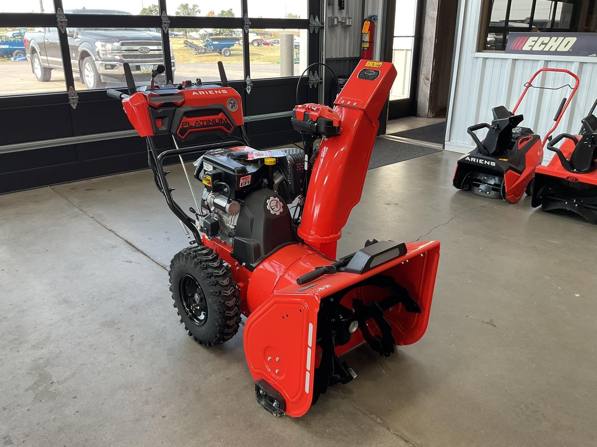 2024 Ariens Platinum 24 SHO Equipment Image0