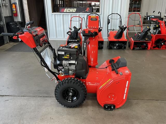 Image of Ariens Platinum 24 SHO Great Lakes equipment image 1