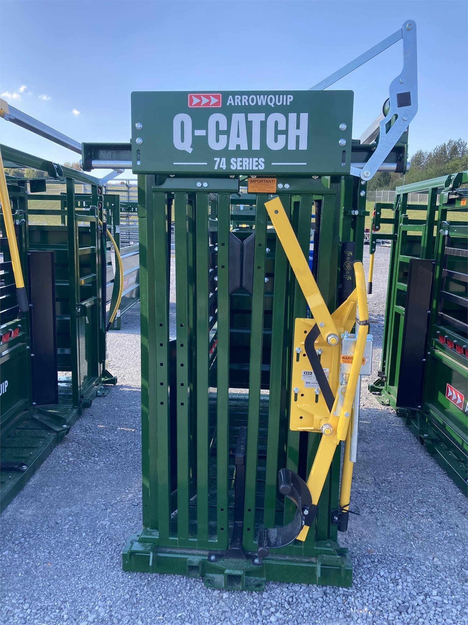 2024 ArrowQuip Q-Catch 74 Series Equipment Image0