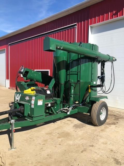 Image of Art's Way 6105 equipment image 1