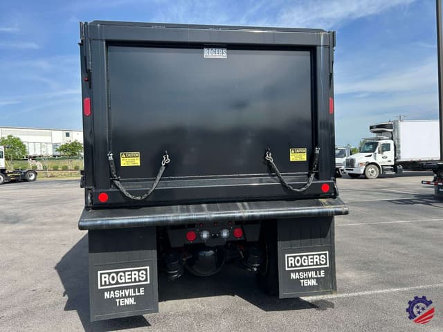 Image of Autocar DC64 equipment image 4