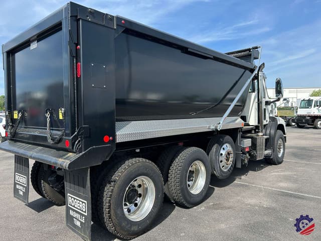 Image of Autocar DC64 equipment image 3