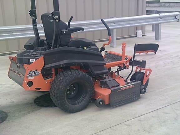 Image of Bad Boy Maverick equipment image 2