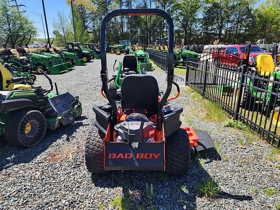 Image of Bad Boy Maverick equipment image 3
