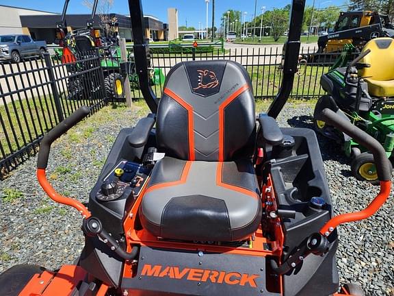 Image of Bad Boy Maverick equipment image 4
