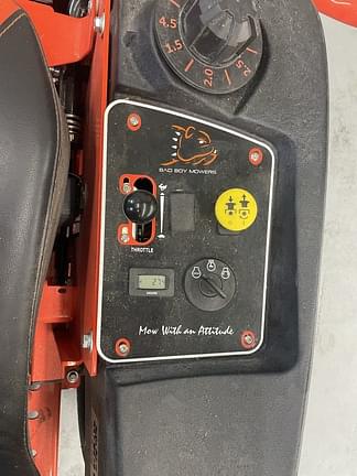 Image of Bad Boy ZT Avenger equipment image 4