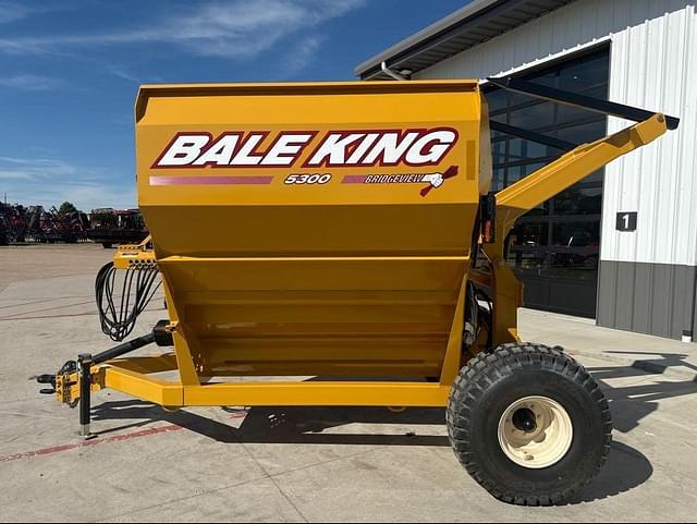 Image of Bale King 5300 equipment image 1