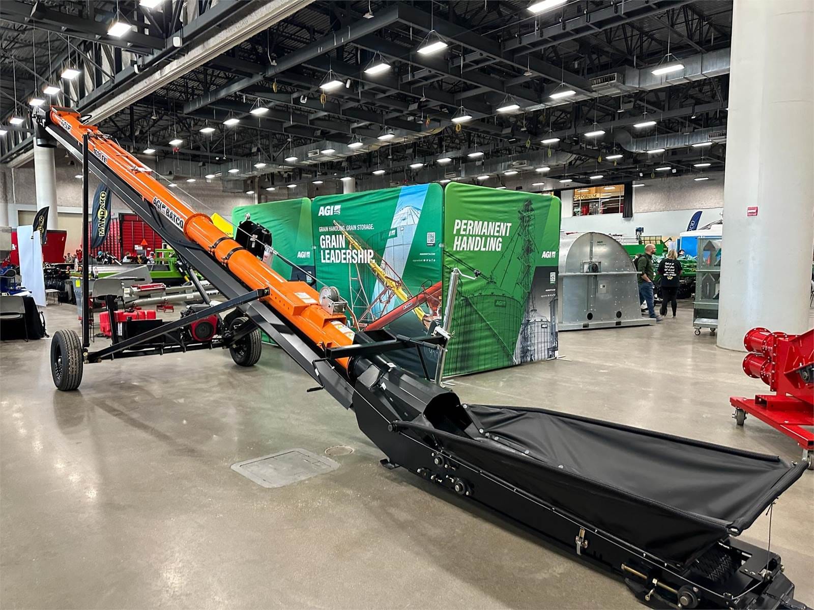 2024 Batco BCX3-1539 Equipment Image0