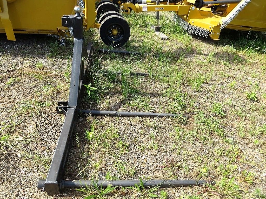 2024 Betts Baler & Welding Dual Rear Fork Image