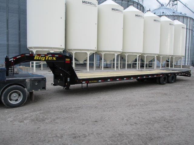 2024 Big Tex 3XGN-35+5 Equipment Image0