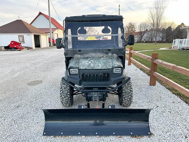 Image of John Deere Gator XUV 825i equipment image 4