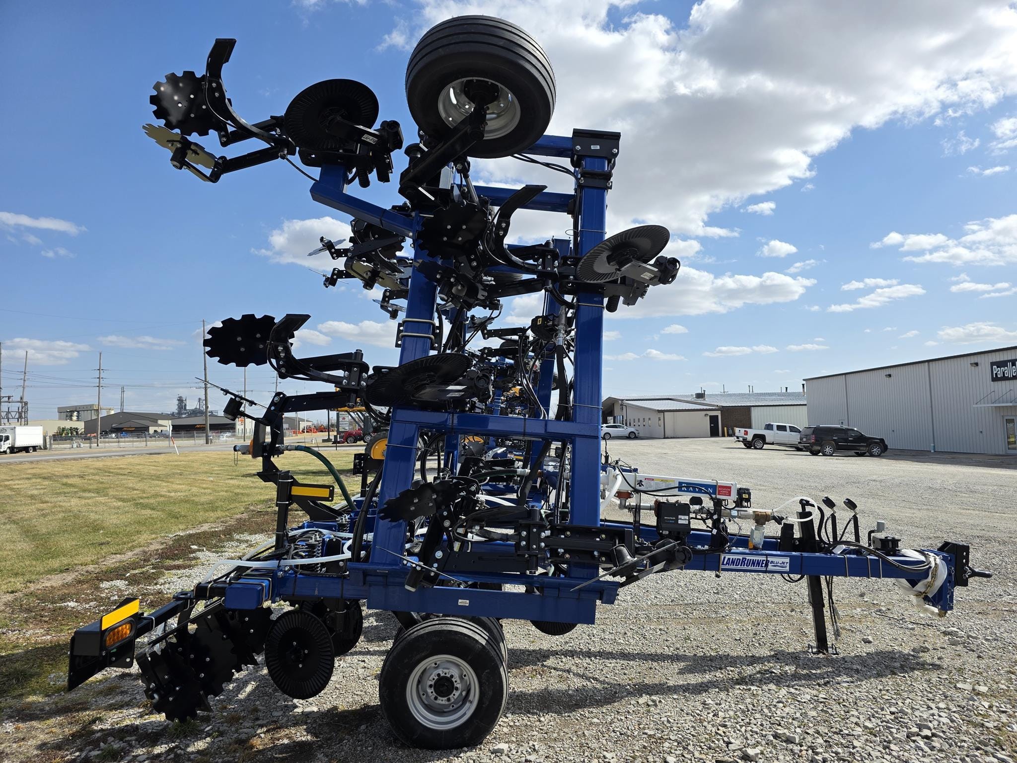 2024 Blu-Jet LandRunner II Equipment Image0