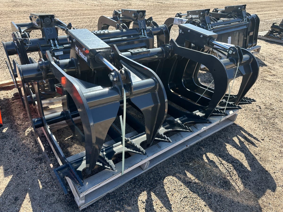 Main image Bobcat Root Grapple