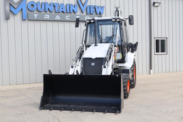 Image of Bobcat B760 equipment image 1