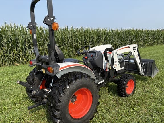 Image of Bobcat CT2040 equipment image 2