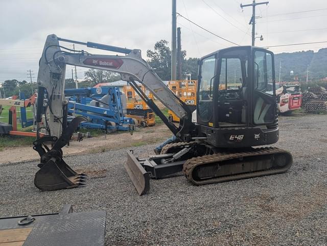 Image of Bobcat E48 equipment image 2