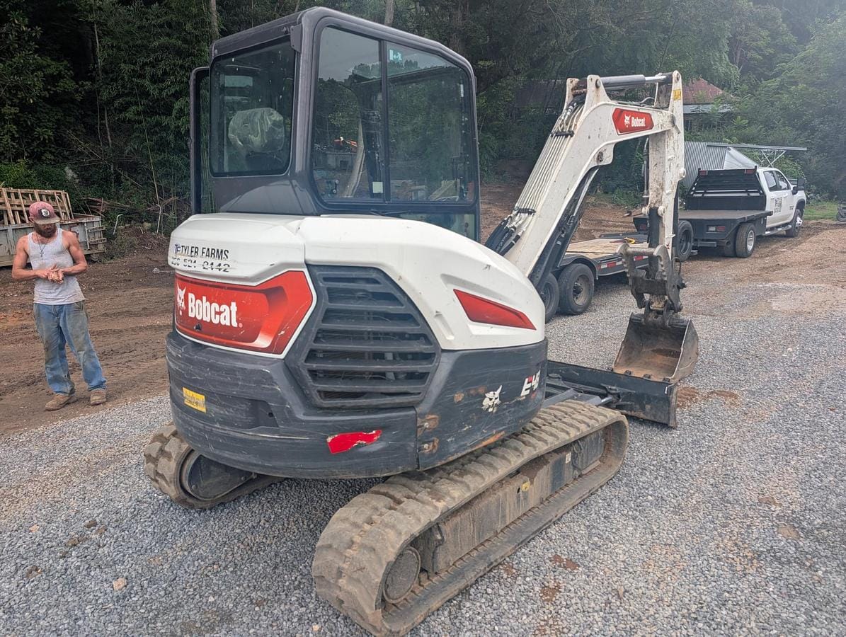 Main image Bobcat E48
