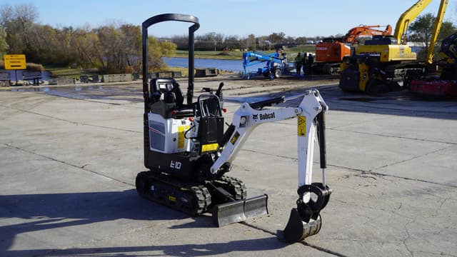 Image of Bobcat E10 equipment image 3
