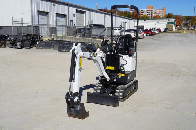 Image of Bobcat E10 equipment image 4