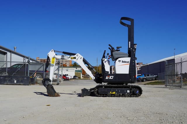 Image of Bobcat E10 equipment image 1