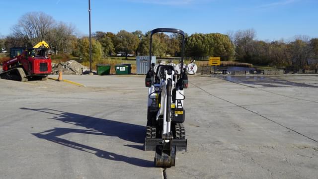 Image of Bobcat E10 equipment image 2