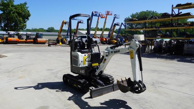 Image of Bobcat E10 equipment image 3