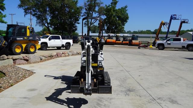 Image of Bobcat E10 equipment image 2