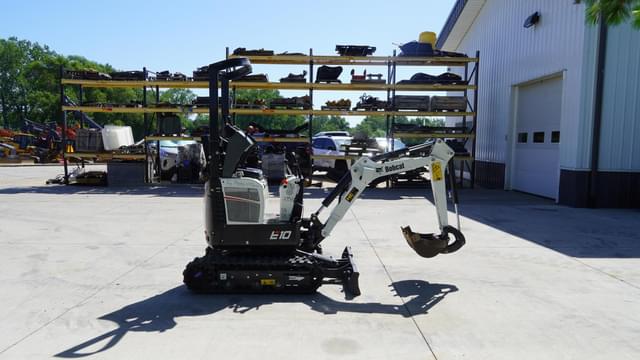 Image of Bobcat E10 equipment image 4