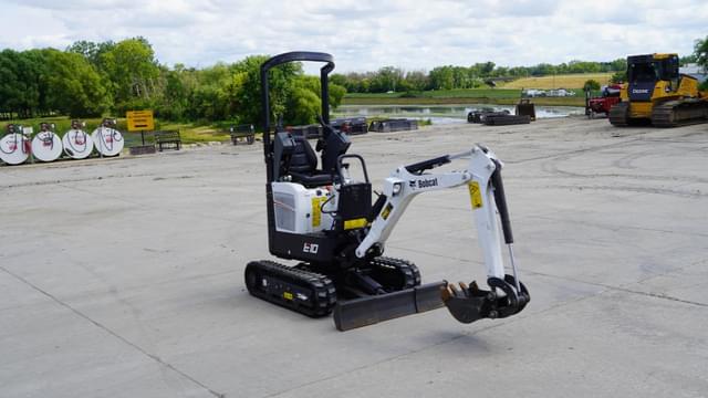 Image of Bobcat E10 equipment image 4