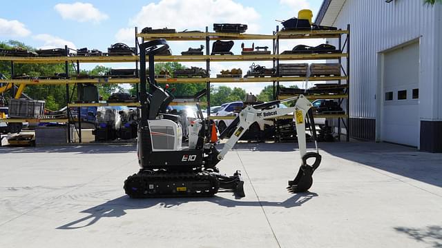 Image of Bobcat E10 equipment image 4