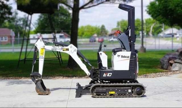Image of Bobcat E10 equipment image 1