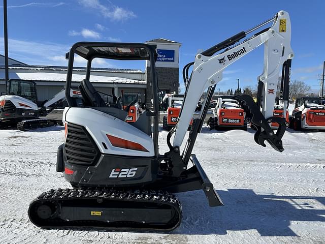 Image of Bobcat E26 equipment image 4